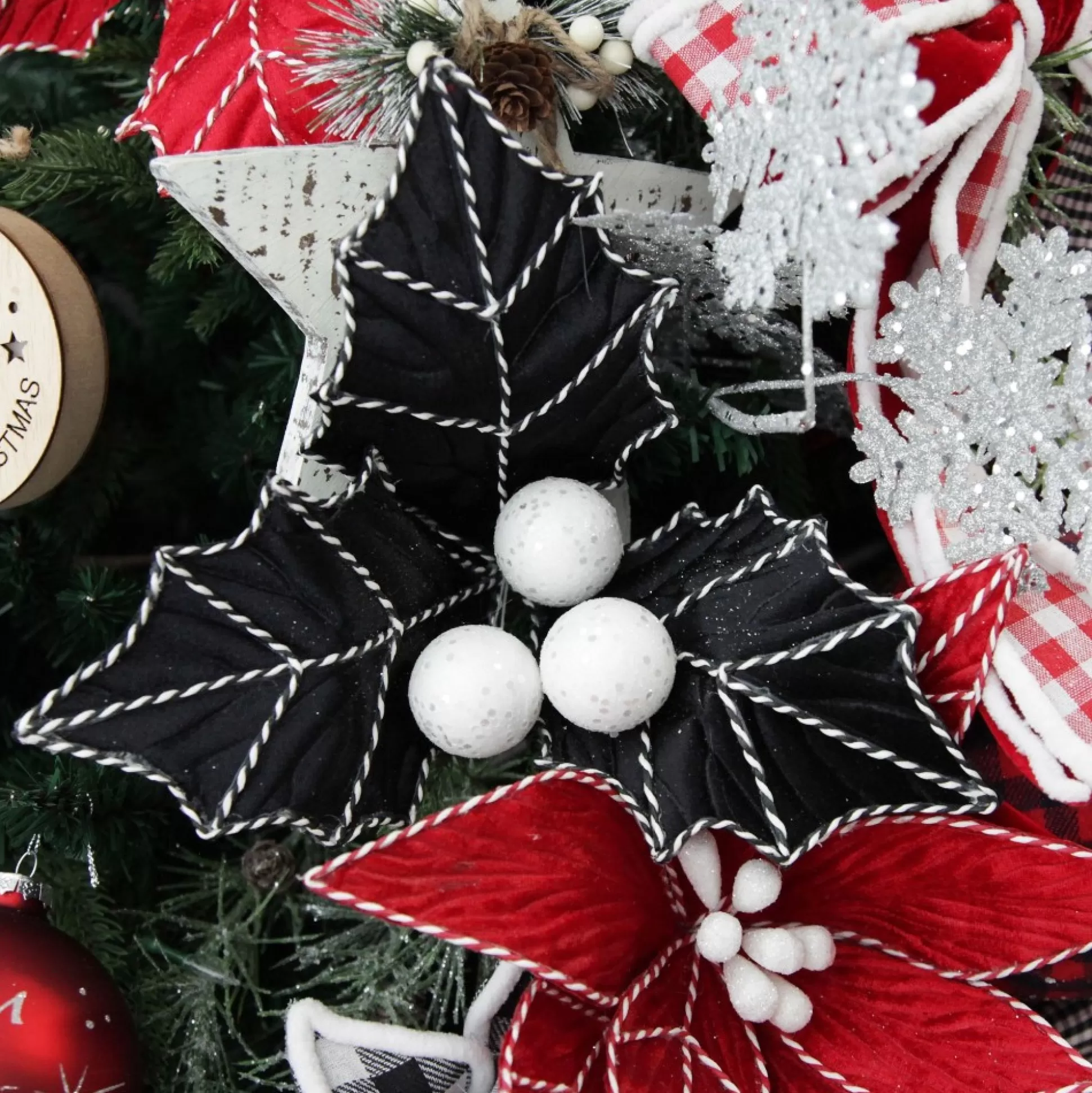 Black Christmas Holly Leaf Clip with Twine Trim Christmas Flowers |
