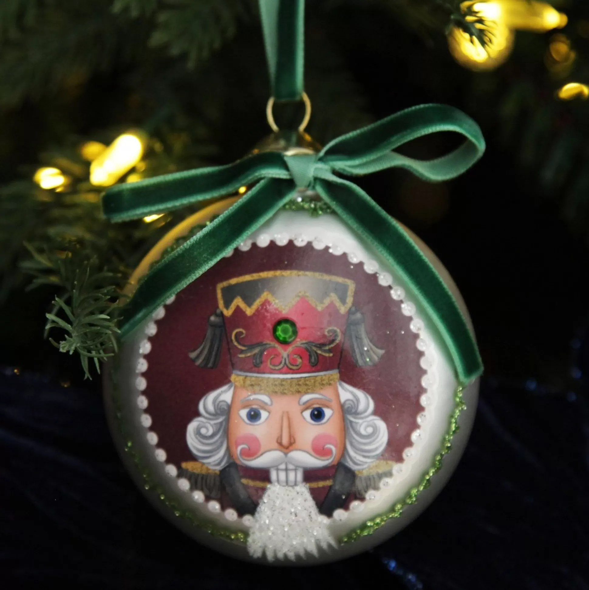 Green Nutcracker Christmas Disc Decorative Christmas Baubles |