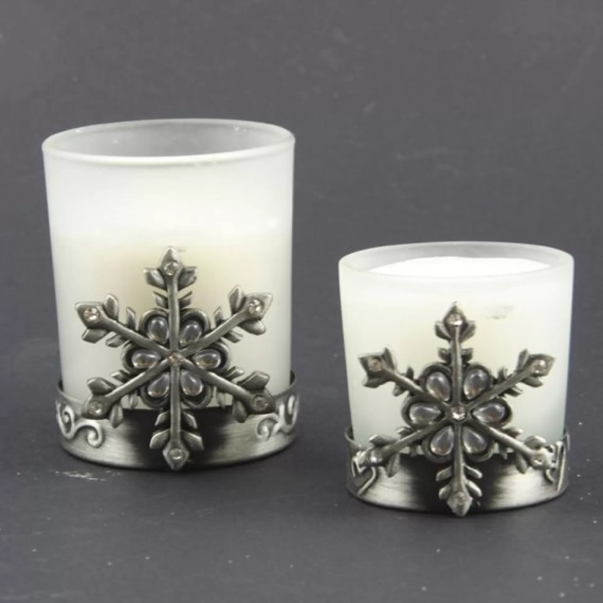 Pewter Snowflake Tea Light Christmas Candles And Scents |