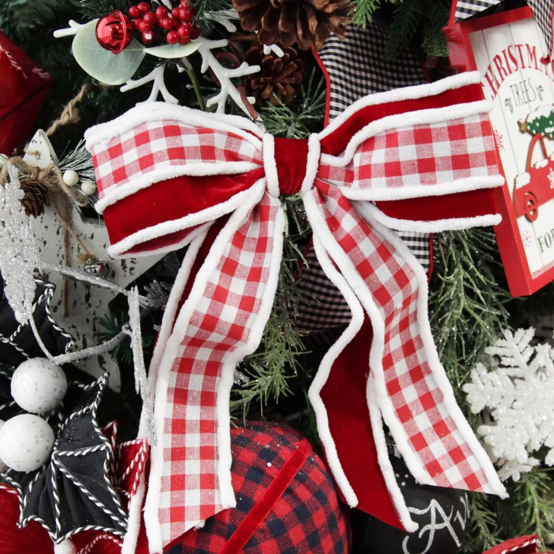 Red and White Check Christmas Bow with Fur Trim Christmas Bells And Bows |