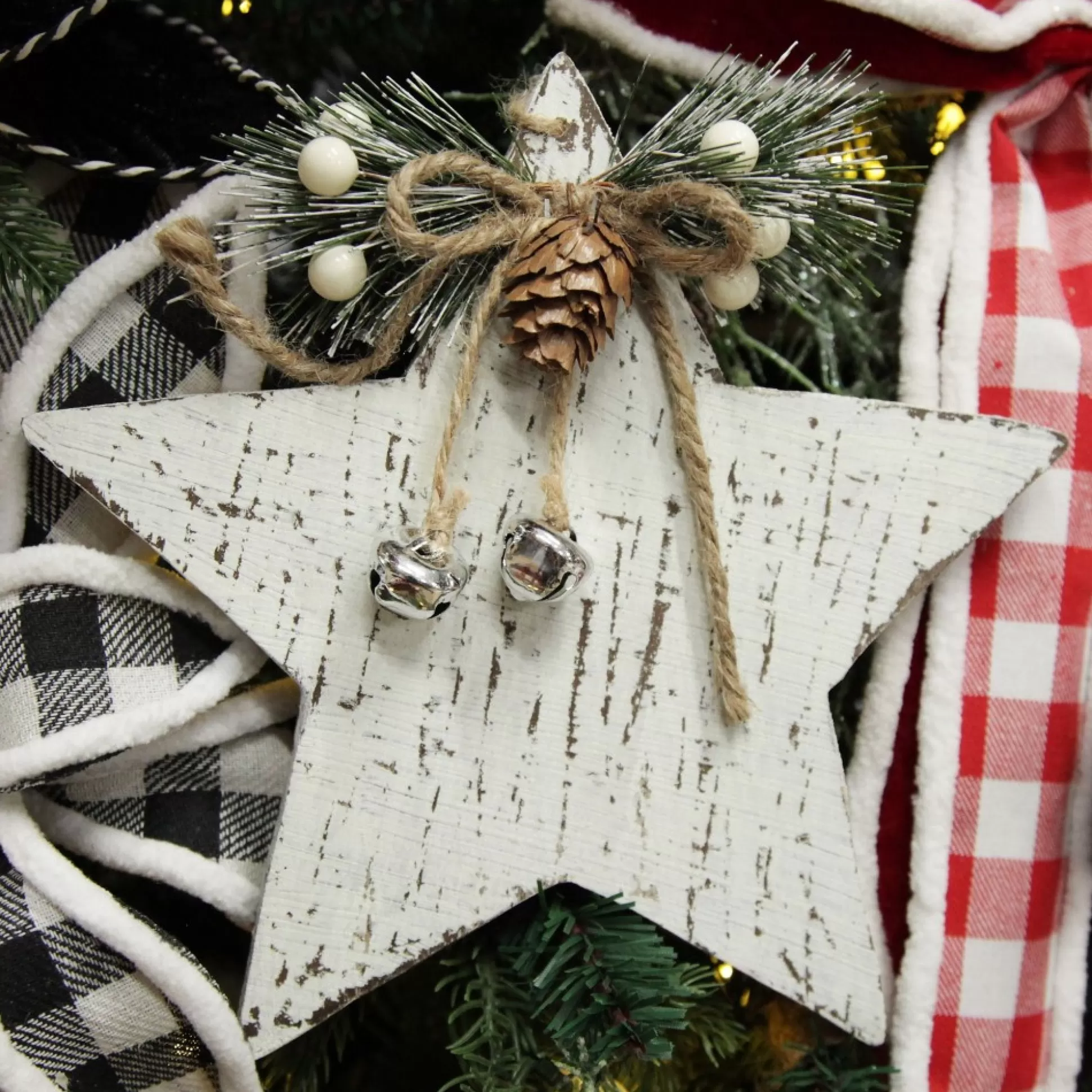 Rustic Christmas Tree Farm White Washed Star Ornament Snowflakes And Stars |